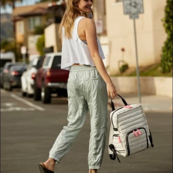 Free people pants BLACK COLOR NWT SZ M - Picture 3 of 7